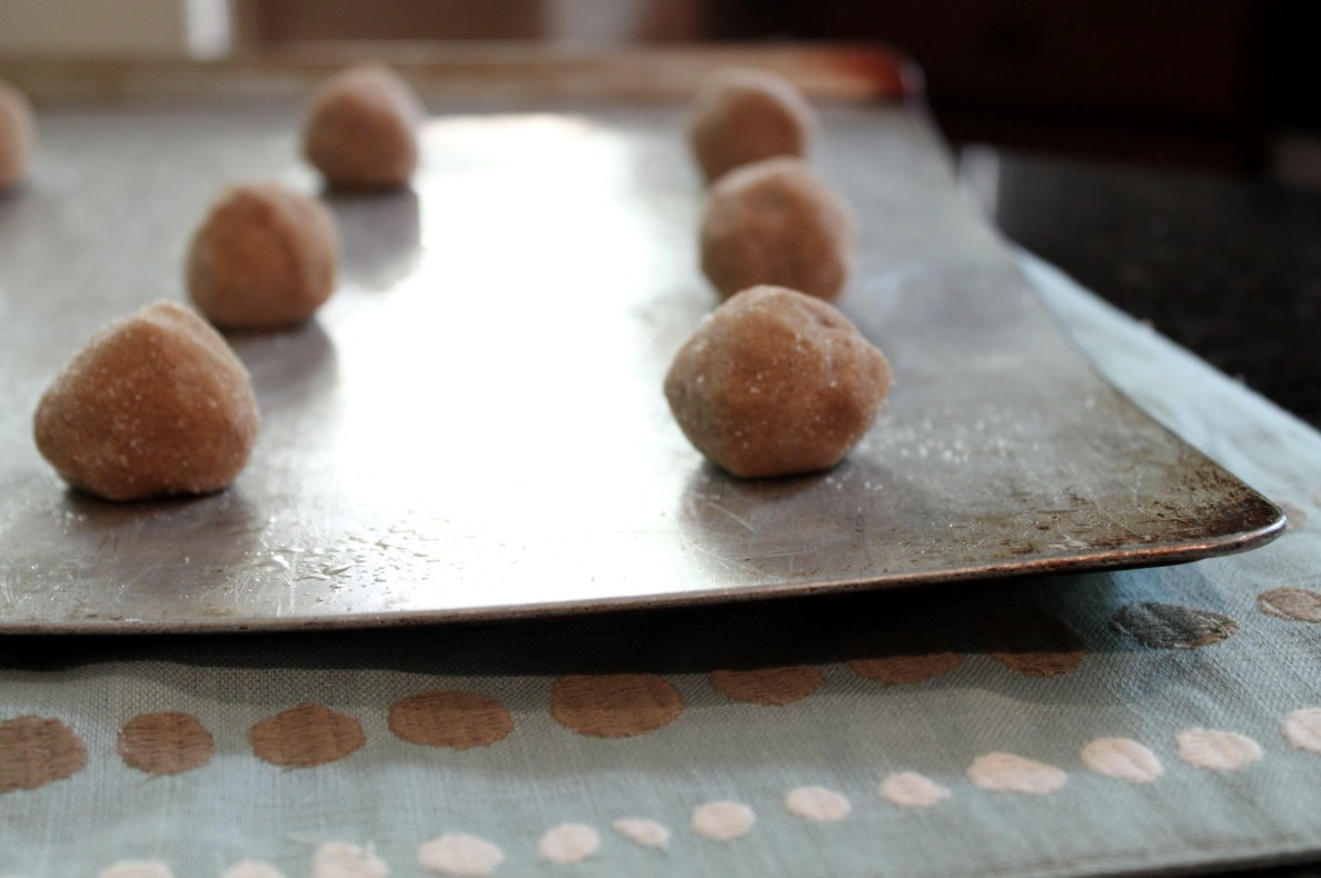 Stuff We Oughta Know About RIMMED Baking Sheets