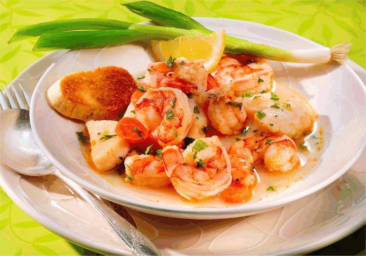 Shrimp and Scallops with Wine and Vegetables